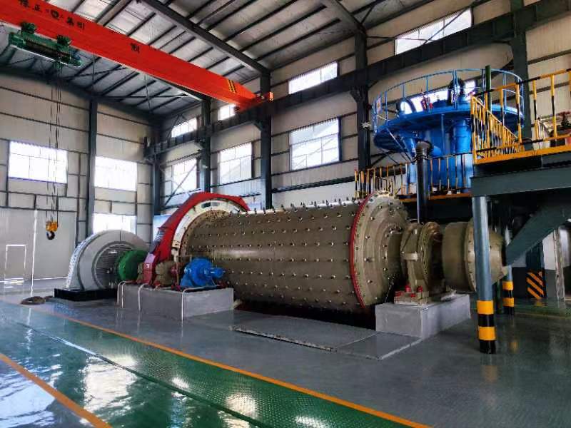 Qingdao Qingzhong Machinery ETC Projeto de Contratação Geral Zhaoyuan Xindongzhuang Planta de processamento de ouro diário de 2.000 toneladas