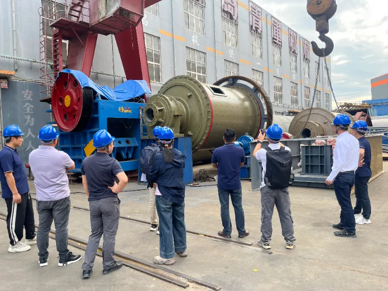 Cultivando profundamente os mercados externos, conquistando confiança através da força! Clientes do Sudeste Asiático visitam a EPIC Mining Machinery para inspeção e aceitação de equipamentos